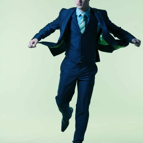 Thomas Jumping Fashion