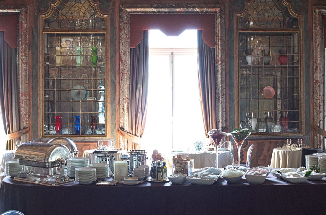 Villa Erbe photographed by Ian Lea Photography